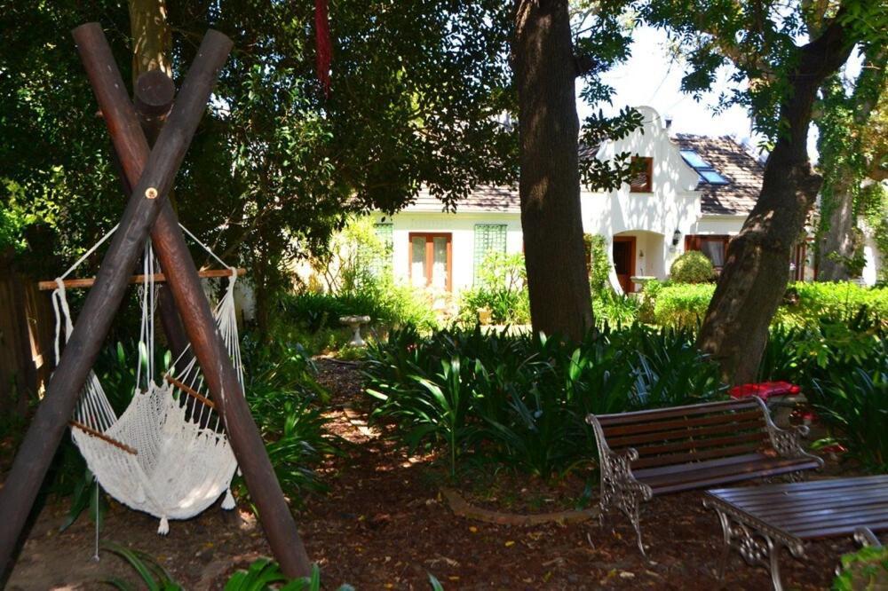 Lovely Family In The Winelands Cape Town